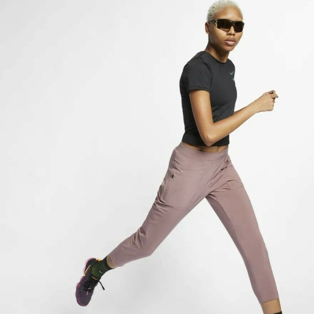 Nike Swift 7/8 Run Division Running Trousers